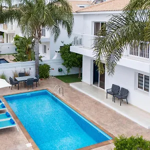 Luxvillasrentals Ayia Napa