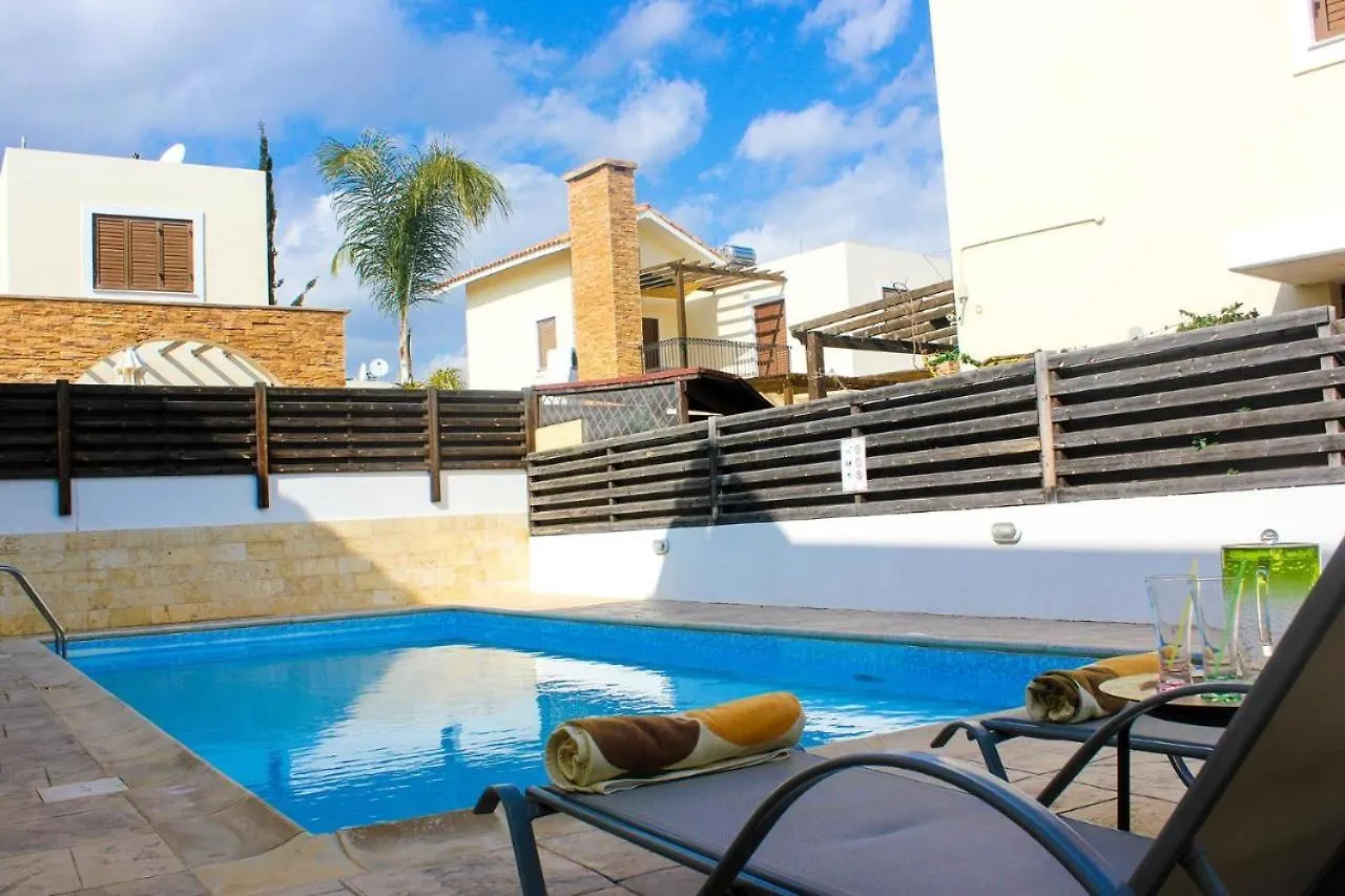 Unique Beach Luxurious Villas Ayia Napa Cipro